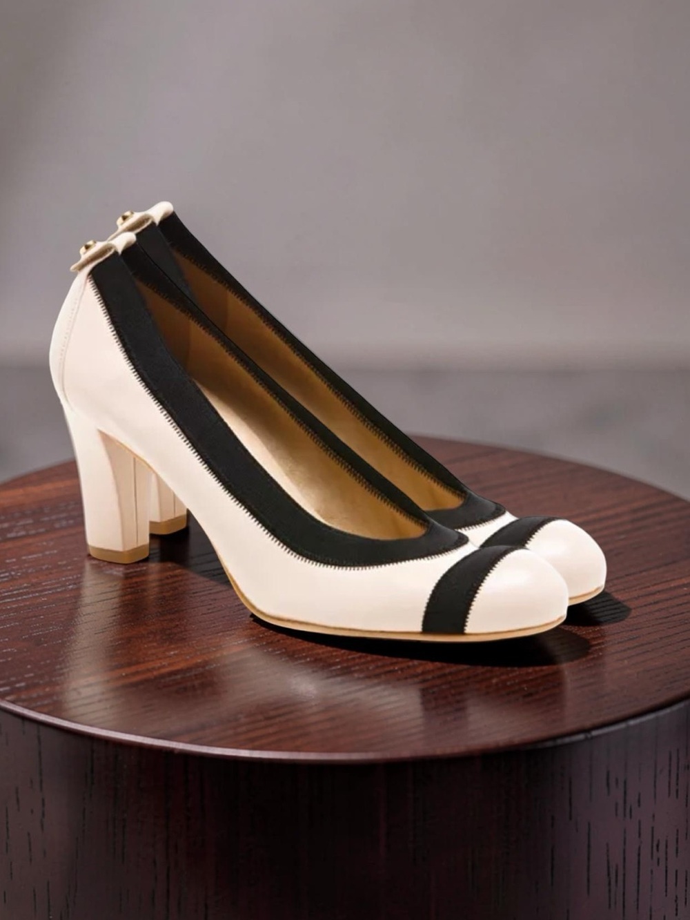 Stuart Weitzman Leather Heels Size 7.5 In Ivory Stripe Cap Toe EU 38 Balletcore